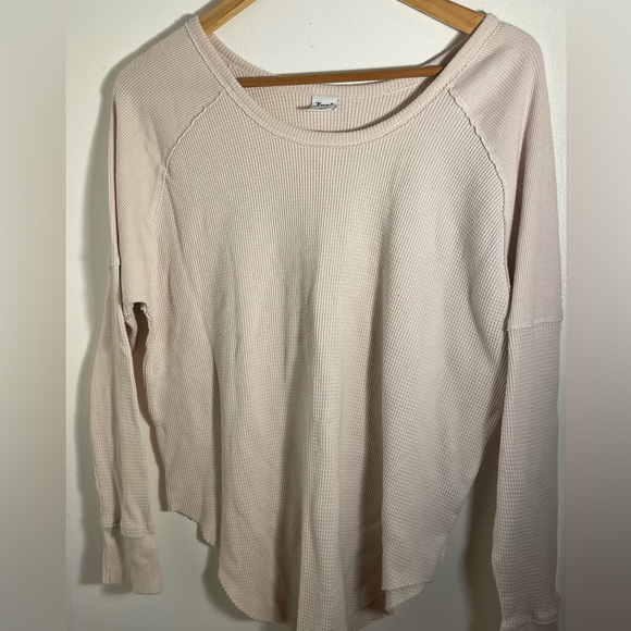 2 tna long sleeves - Picture 2 of 7